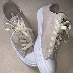 Taupe Metallic Leather Converse Size 9
